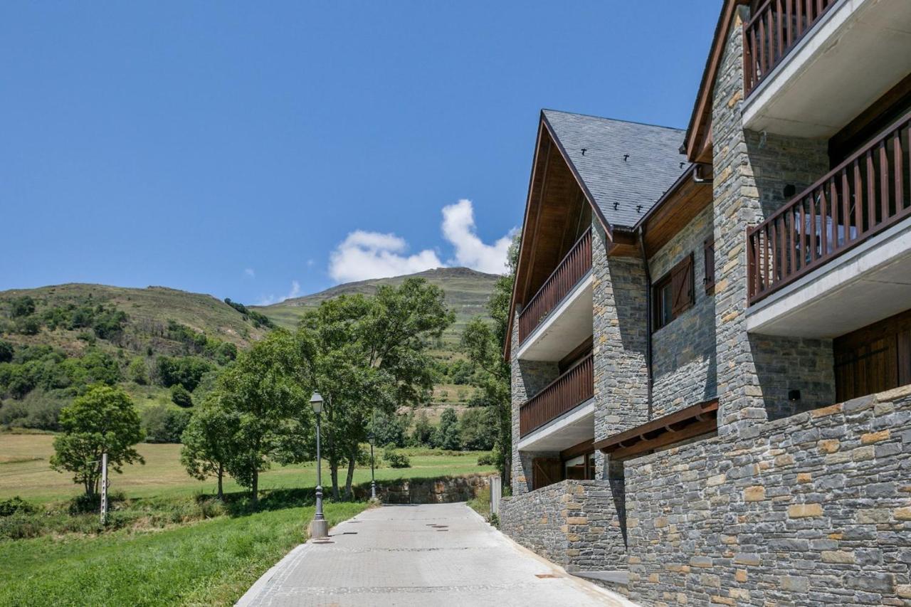 Luderna - Apartamento Con Jardin Bela Вьелья Экстерьер фото